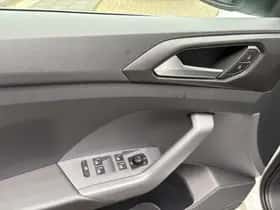 Volkswagen T-Cross (2020) thumbnail 17