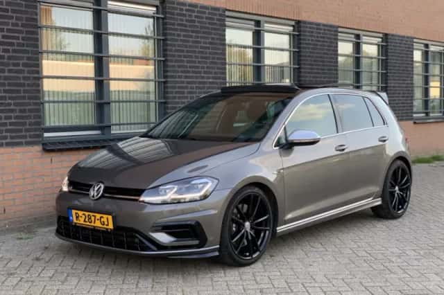 Volkswagen Golf (2016) thumbnail 5