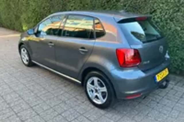 Volkswagen Polo (2015) thumbnail 3