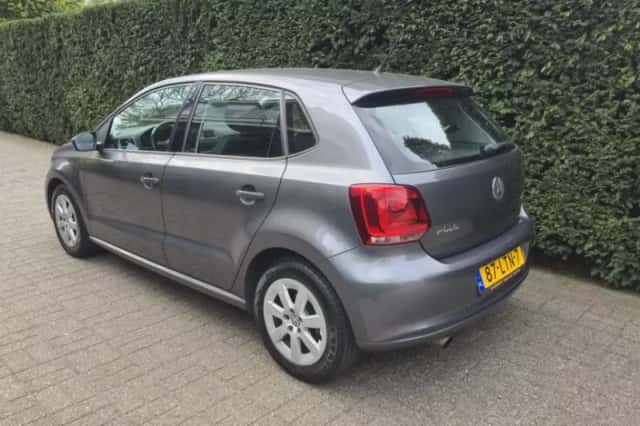 Volkswagen Polo (2010) thumbnail 3