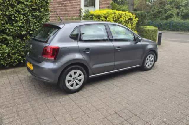 Volkswagen Polo (2010) thumbnail 6