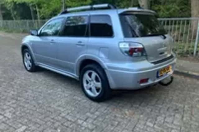 Mitsubishi Outlander (2007) thumbnail 2