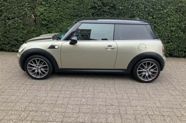 MINI Cooper (2007) thumbnail 6