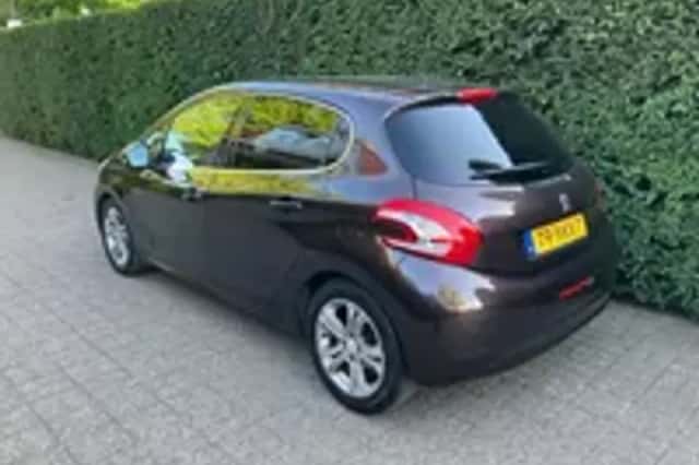 Peugeot 208 (2012) thumbnail 4