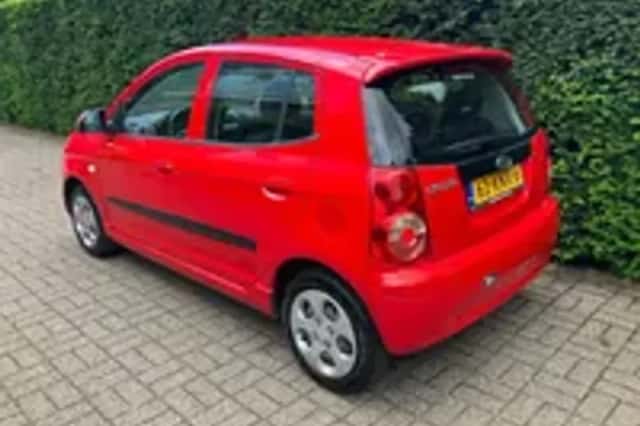 Kia Picanto (2010) thumbnail 5