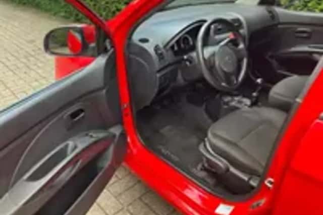 Kia Picanto (2010) thumbnail 6