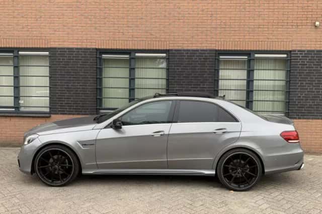 Mercedes-Benz E-Klasse (2010) thumbnail 6