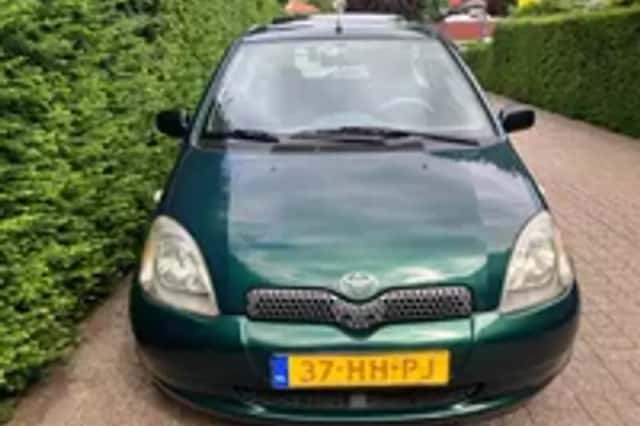 Toyota Yaris (2001) thumbnail 2