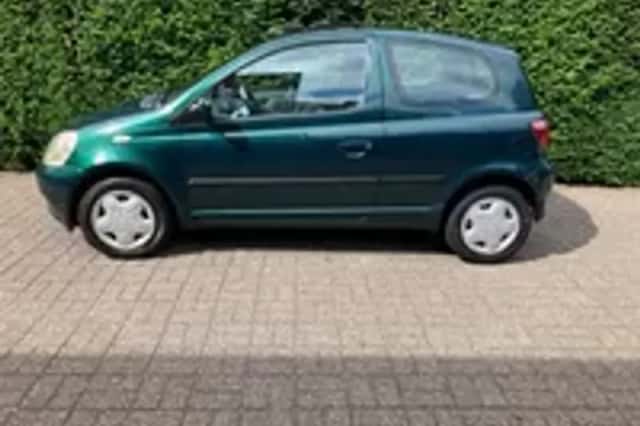 Toyota Yaris (2001) thumbnail 3