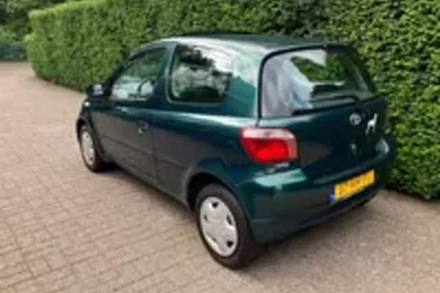 Toyota Yaris (2001) thumbnail 4