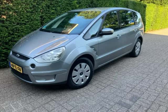 Ford S-Max (2006) thumbnail 1