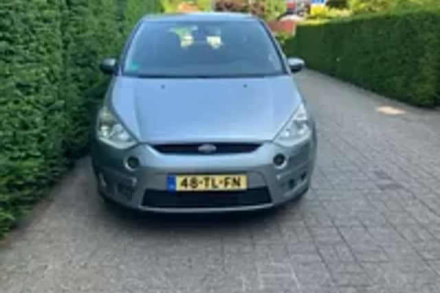 Ford S-Max (2006) thumbnail 5