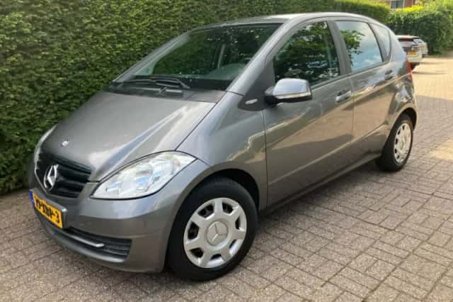 Mercedes-Benz A-Klasse (2012) thumbnail 1