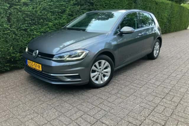Volkswagen Golf (2017) thumbnail 1