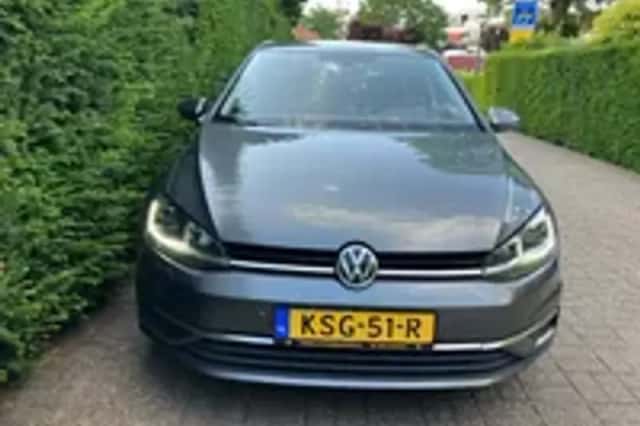 Volkswagen Golf (2017) thumbnail 4