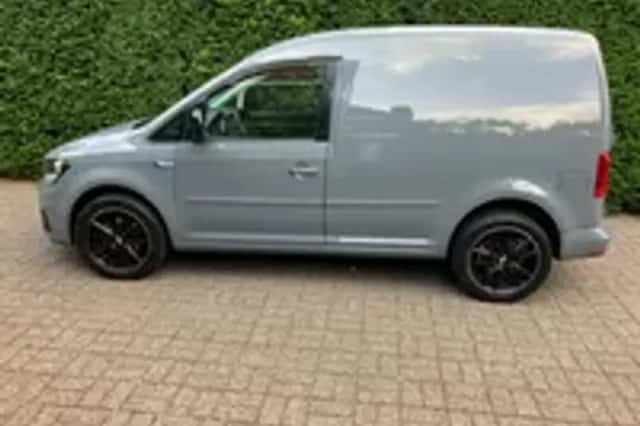 Volkswagen Caddy (2017) thumbnail 2
