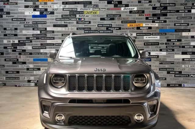 Jeep Renegade (2019) thumbnail 5