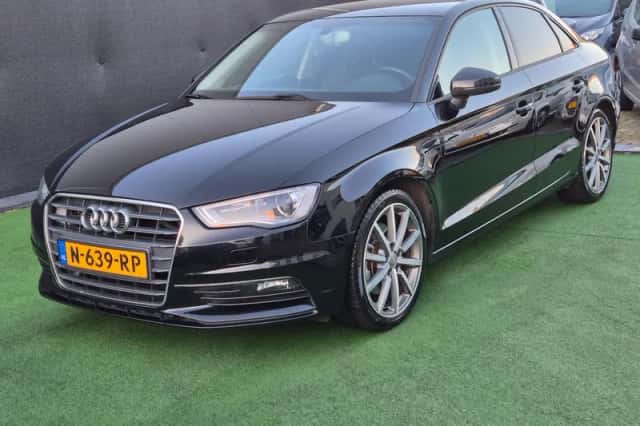Audi A3 (2014) thumbnail 1