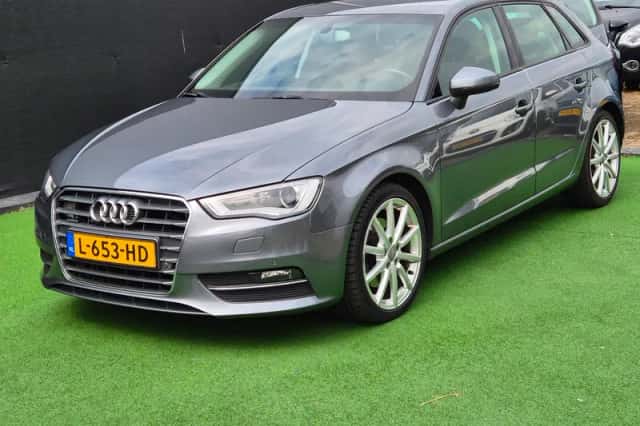 Audi A3 (2014) thumbnail 1