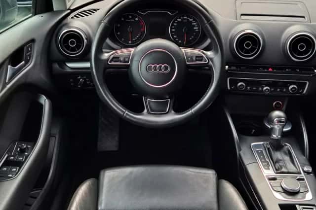 Audi A3 (2014) thumbnail 5