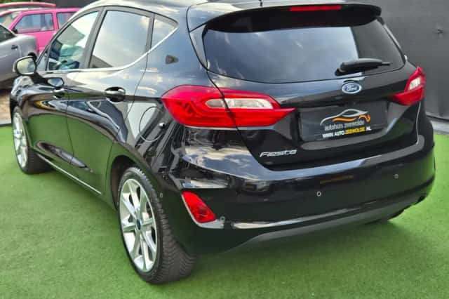 Ford Fiesta (2017) thumbnail 3