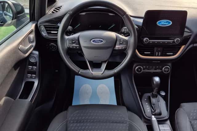 Ford Fiesta (2017) thumbnail 4