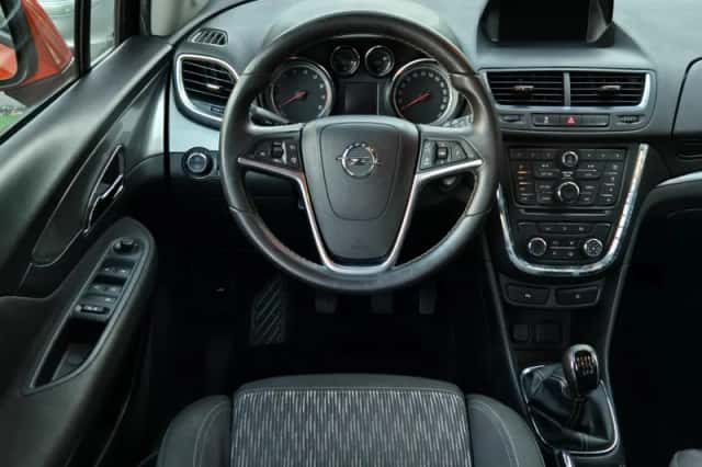 Opel Mokka (2015) thumbnail 5