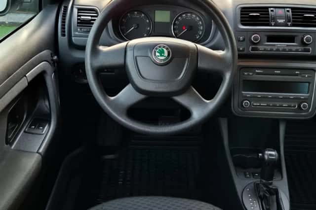 Škoda Fabia (2011) thumbnail 5