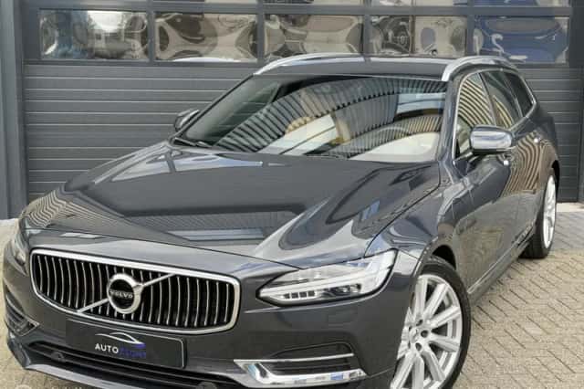 Volvo V90 (2019) thumbnail 2