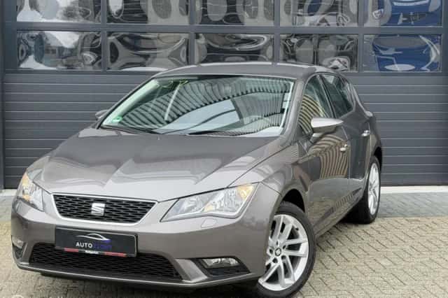 SEAT Leon (2016) thumbnail 1