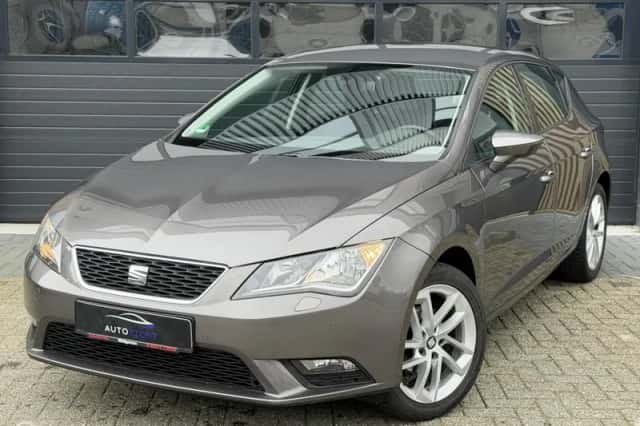 SEAT Leon (2016) thumbnail 2