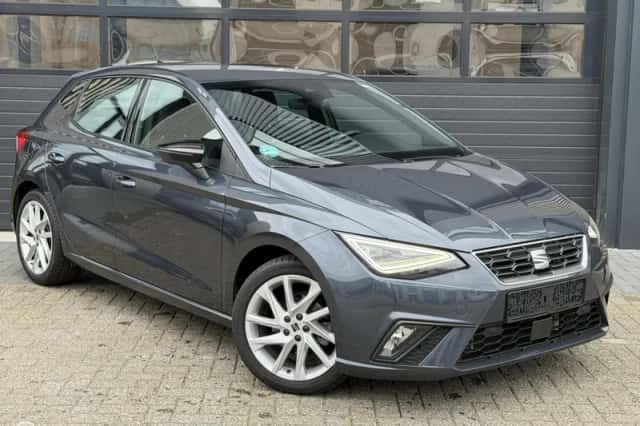 SEAT Ibiza (2023) thumbnail 5