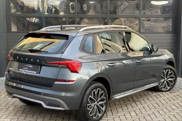 Škoda Kamiq (2020) thumbnail 4
