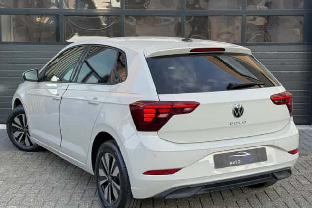 Volkswagen Polo (2024) thumbnail 4