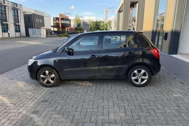 Škoda Fabia (2007) thumbnail 5