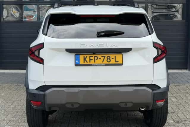 Dacia Duster (2024) thumbnail 5