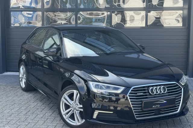 Audi A3 (2017) thumbnail 4