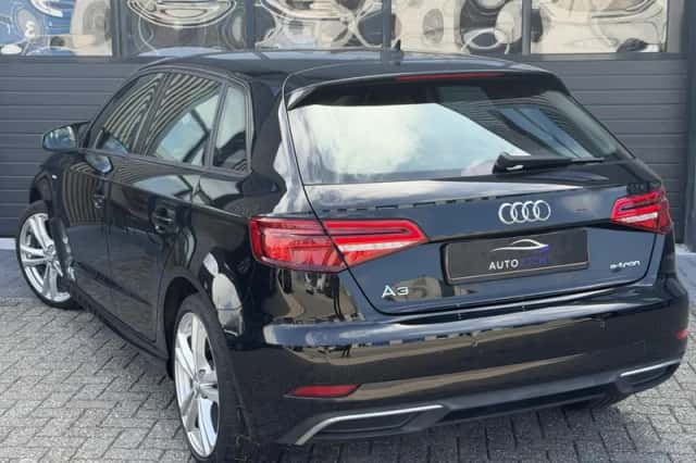 Audi A3 (2017) thumbnail 5
