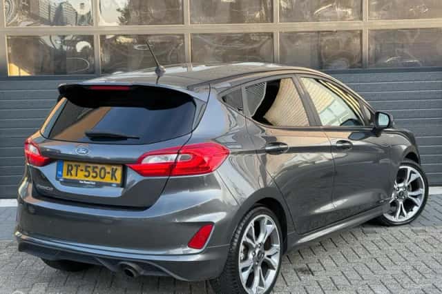 Ford Fiesta (2018) thumbnail 4