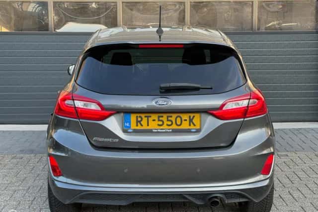 Ford Fiesta (2018) thumbnail 5