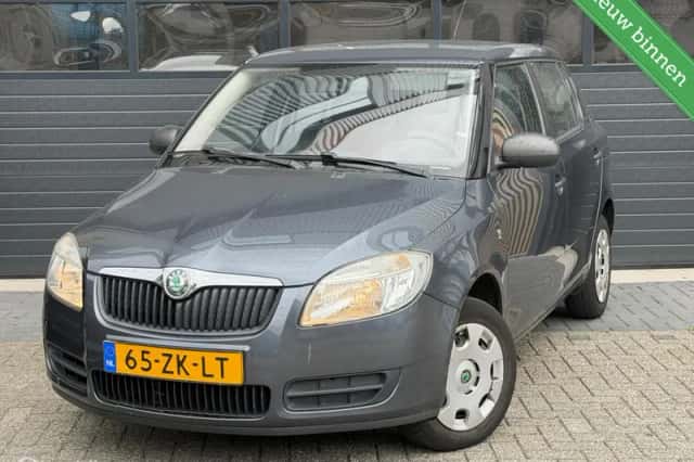 Škoda Fabia (2008) thumbnail 1