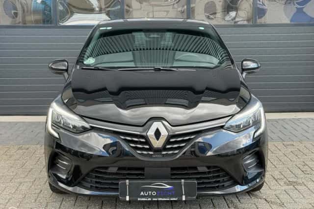 Renault Clio (2023) thumbnail 2