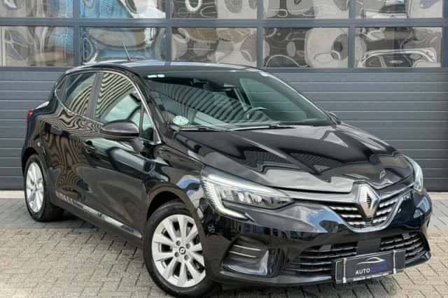 Renault Clio (2023) thumbnail 3
