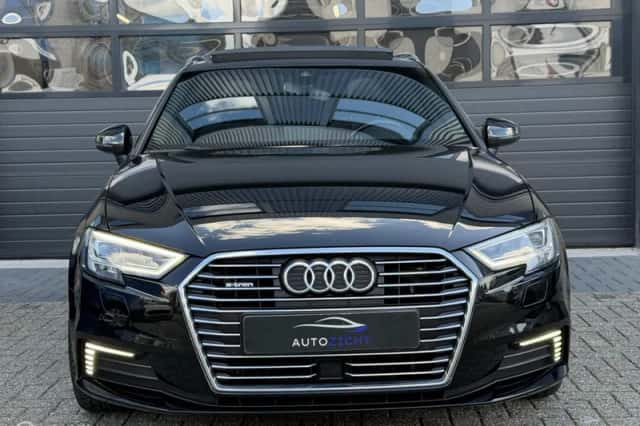 Audi A3 (2016) thumbnail 2