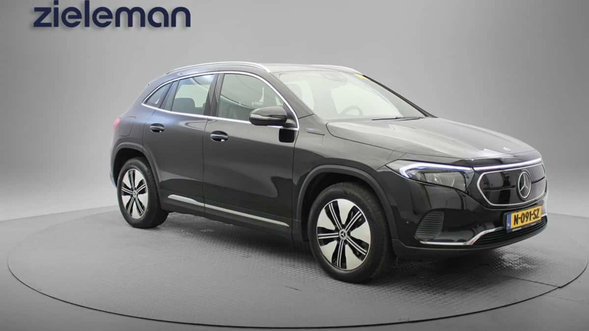 Mercedes-Benz EQA (2021) — foto 1