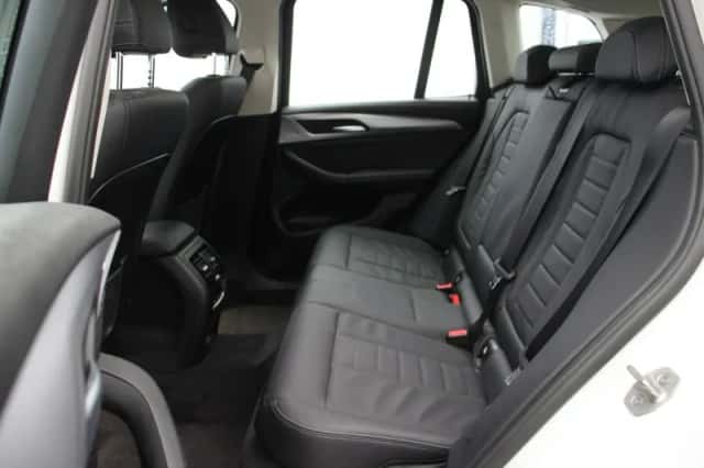 BMW X3 (2021) thumbnail 6