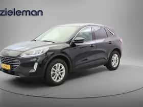 Ford Kuga (2023) thumbnail 18