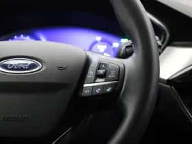 Ford Kuga (2023) thumbnail 21