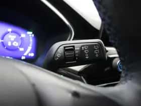 Ford Kuga (2023) thumbnail 24