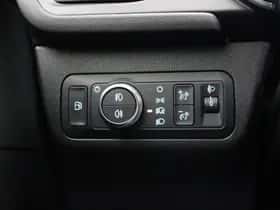 Ford Kuga (2023) thumbnail 28